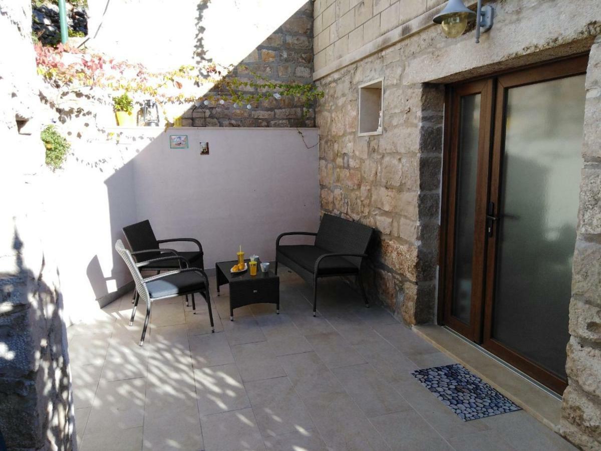 Apartman Ivana Splitska Exterior foto